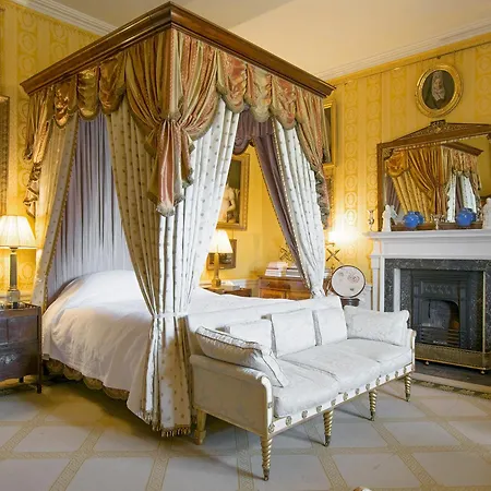 The Hall By Birch * Broughton (North Yorkshire)