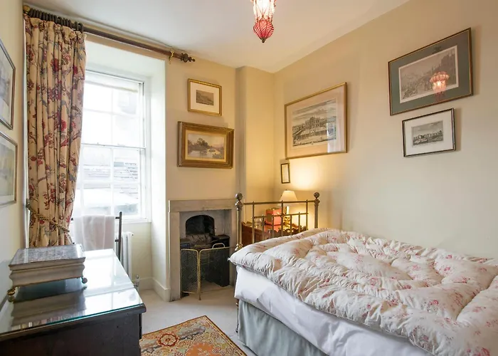 Semesterbostad The Hall By Birch